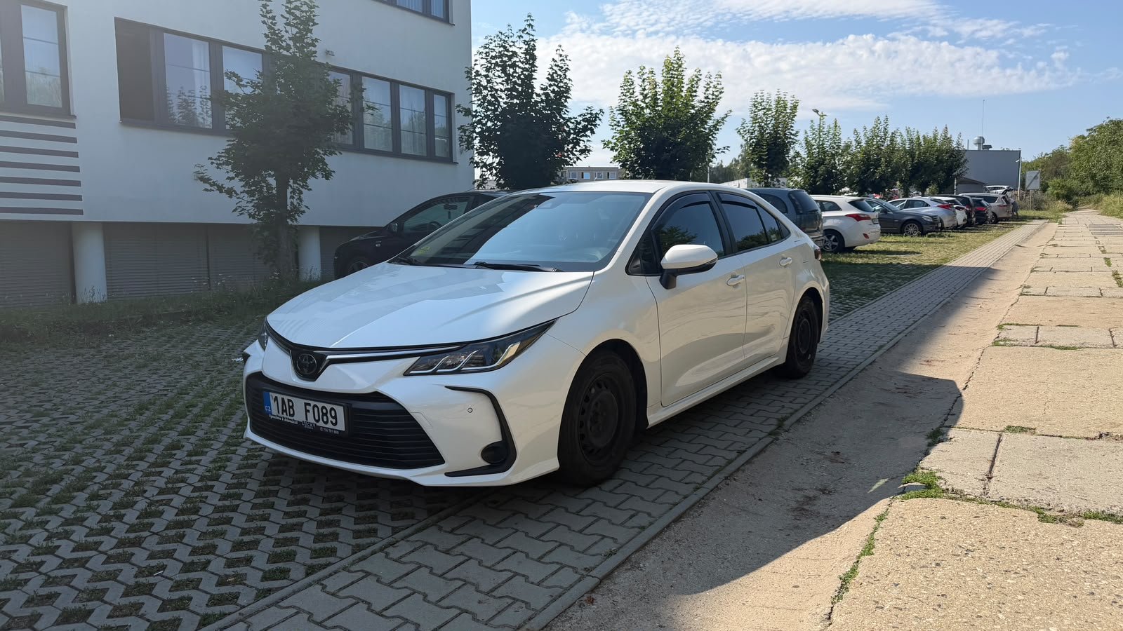 TOYOTA COROLLA